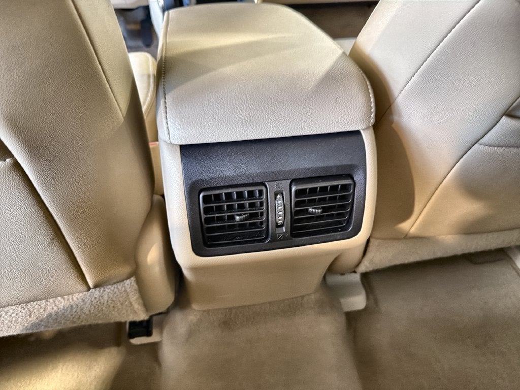 2016 Toyota Camry XLE