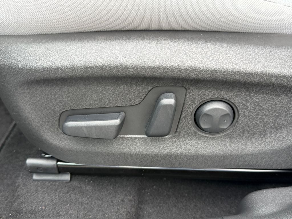2023 Hyundai Kona Electric SE