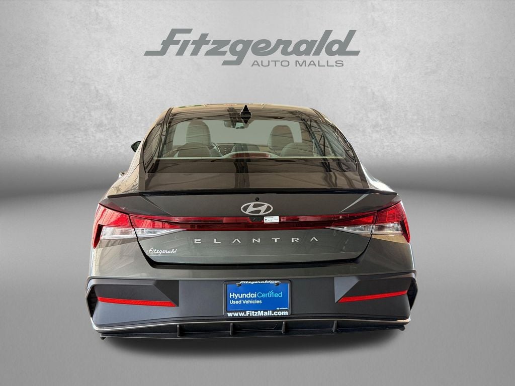 2025 Hyundai Elantra SEL Sport