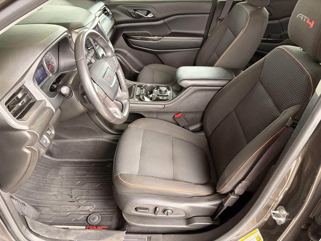 2020 GMC Acadia AT4