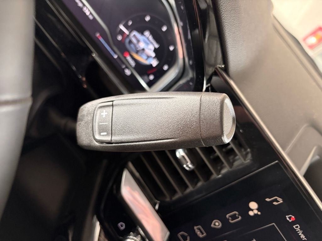 2025 GMC Sierra HD SLE