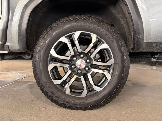 2024 GMC Canyon AT4