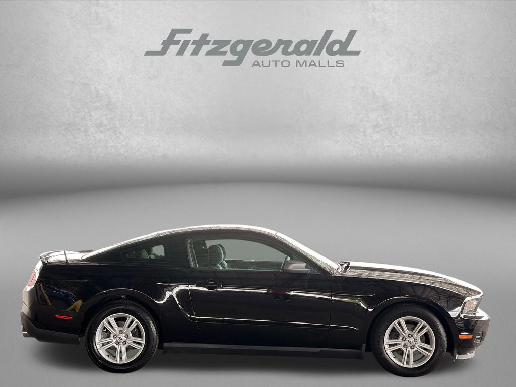 2012 Ford Mustang V6