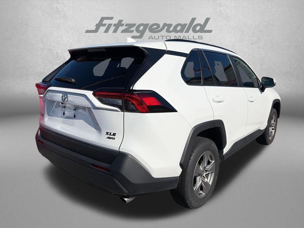 2025 Toyota RAV4 XLE