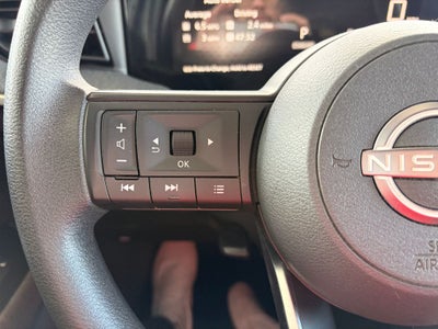2025 Nissan Kicks MPV SV