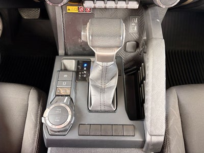 2024 Toyota TACOMA SR5 SR5