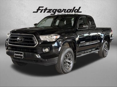 2022 Toyota TACOMA SR5 SR5