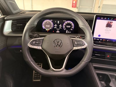 2025 Volkswagen Tiguan 2.0T SE R-Line Black