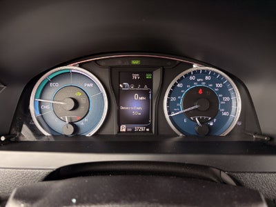 2016 Toyota Camry Hybrid XLE