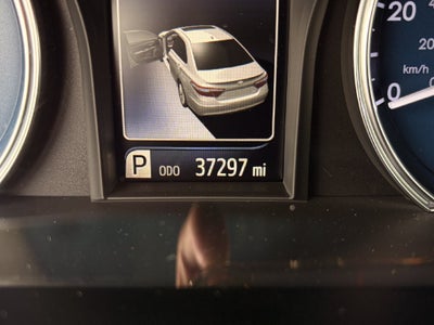 2016 Toyota Camry Hybrid XLE