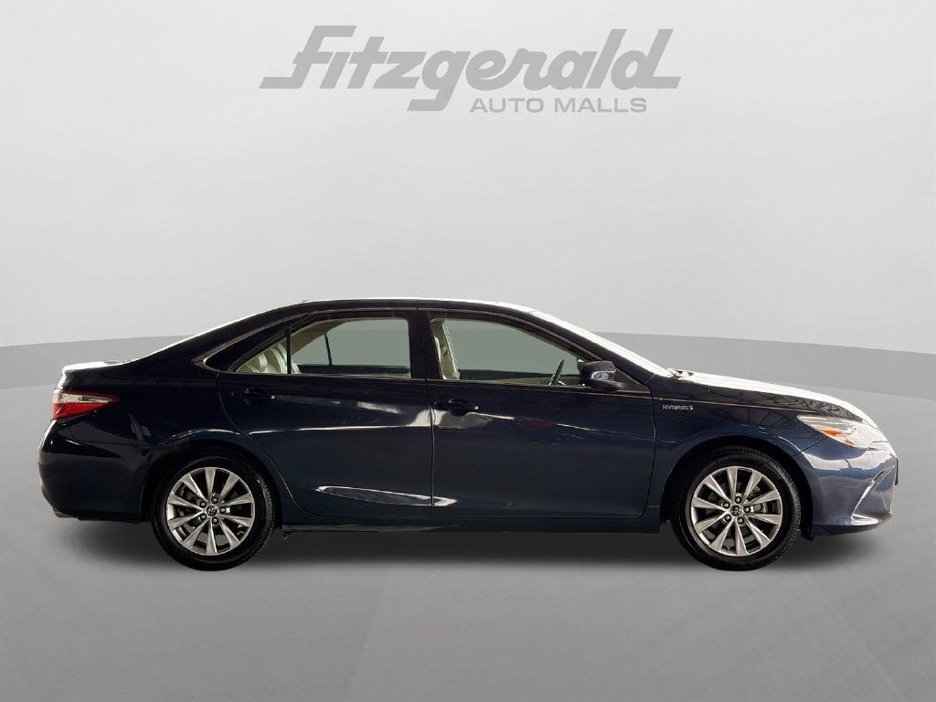 2016 Toyota Camry Hybrid XLE