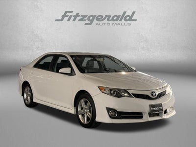 2014 Toyota CAMRY SE