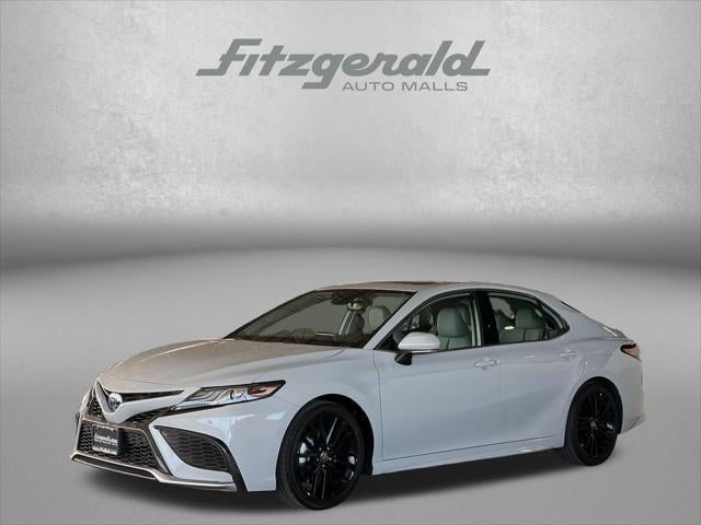 2022 Toyota Camry Hybrid XSE