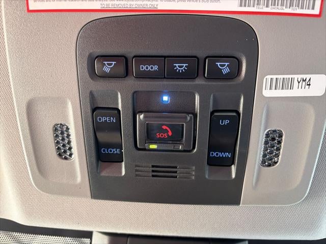 2022 Toyota Camry Hybrid XSE