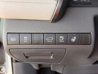2022 Toyota Camry Hybrid XSE