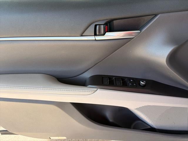 2022 Toyota Camry Hybrid XSE