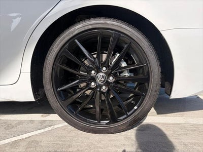 2022 Toyota Camry Hybrid XSE