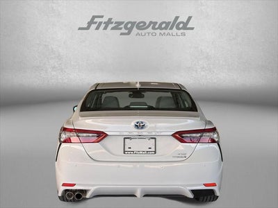 2022 Toyota Camry Hybrid XSE