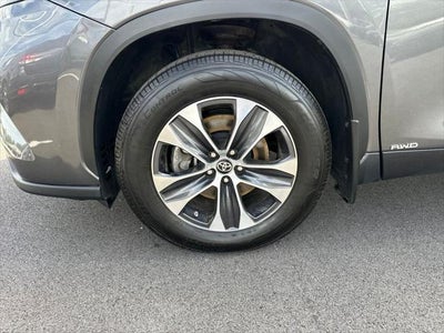 2022 Toyota HIGHLANDER HYBRD XLE