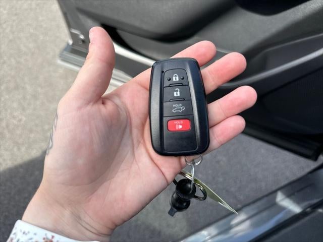 2022 Toyota HIGHLANDER HYBRD XLE