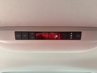 2026 Toyota Sienna LE 7 Passenger