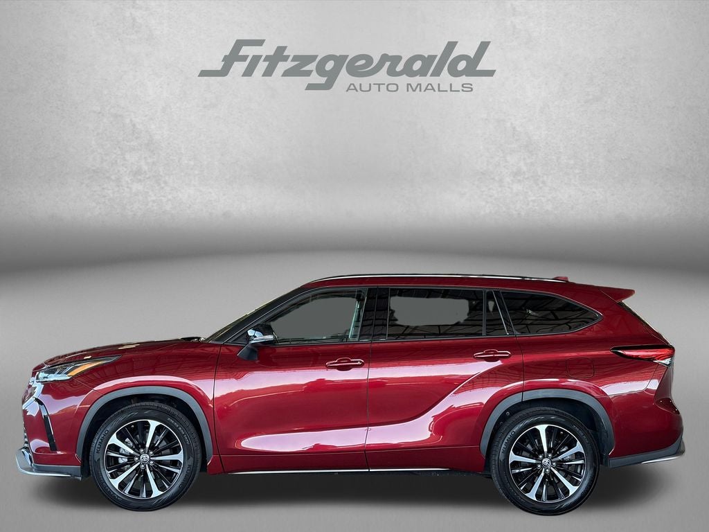 2022 Toyota Highlander XSE