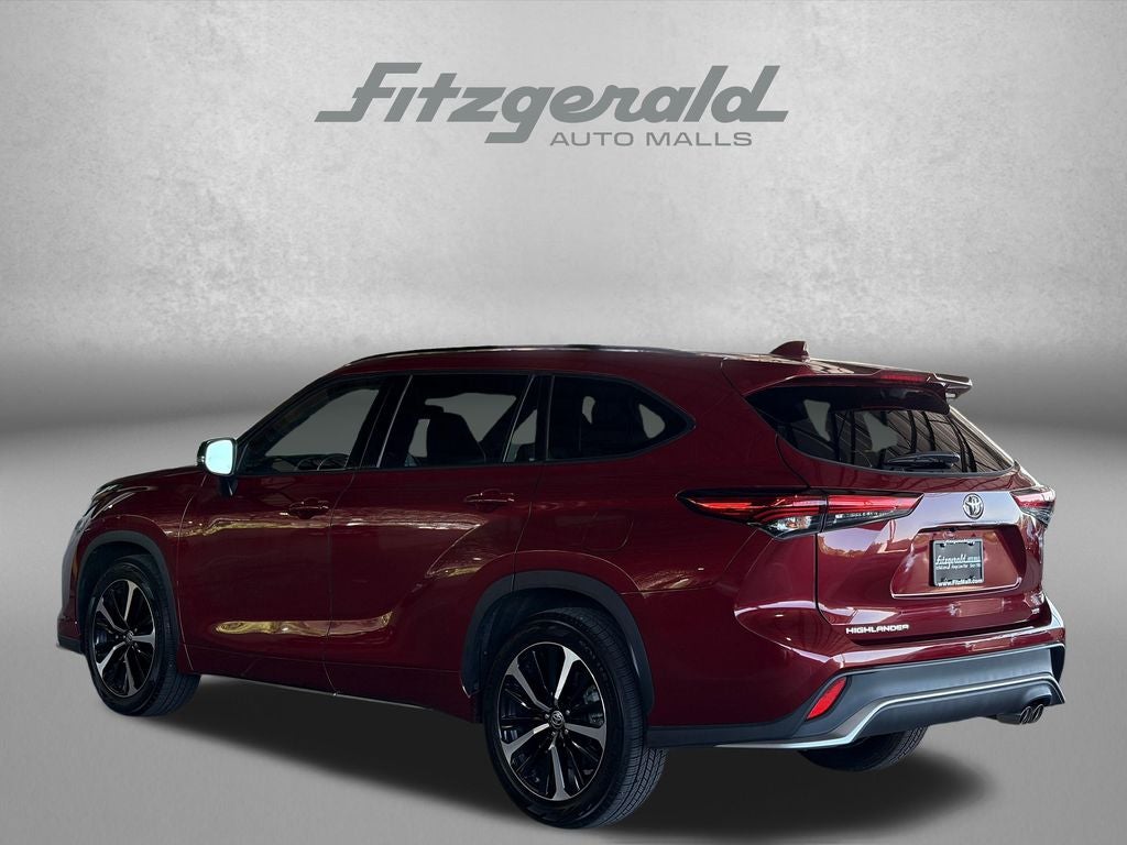 2022 Toyota Highlander XSE