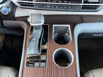 2024 Toyota SIENNA XLE XLE 8 Passenger