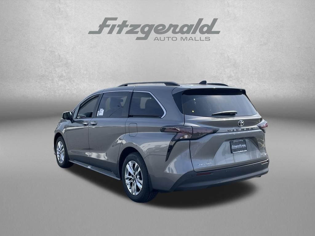 2026 Toyota Sienna XLE 7 Passenger