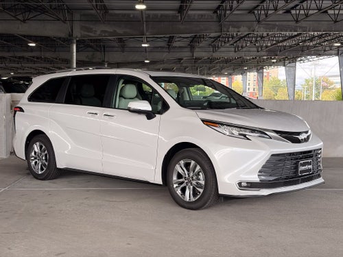 2026 Toyota Sienna Limited 7 Passenger
