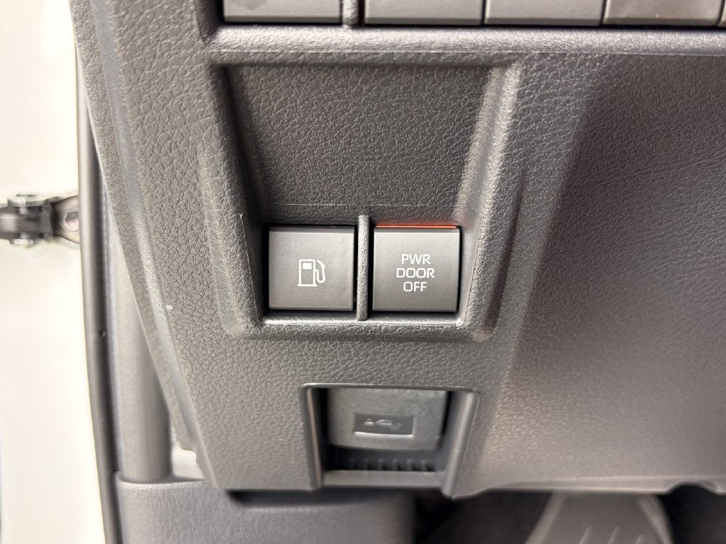 2026 Toyota Sienna Limited 7 Passenger