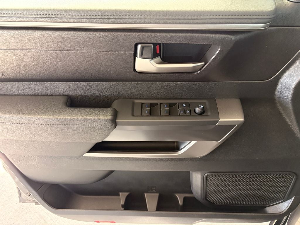 2023 Toyota TUNDRA 4X4 SR5