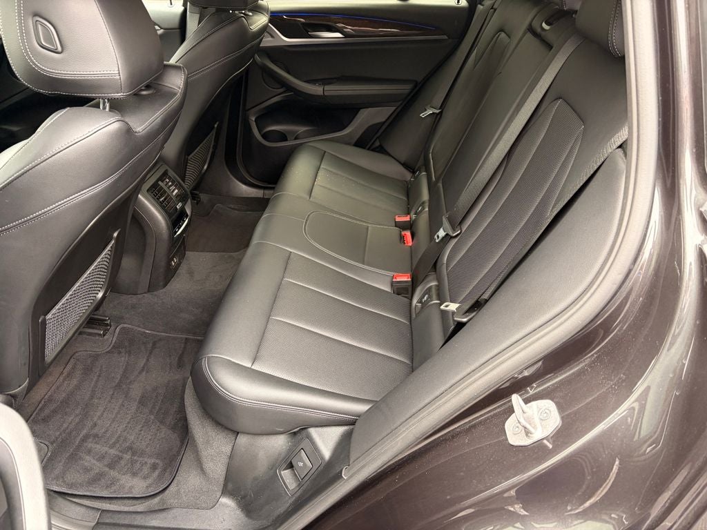 2024 BMW X4 xDrive30i