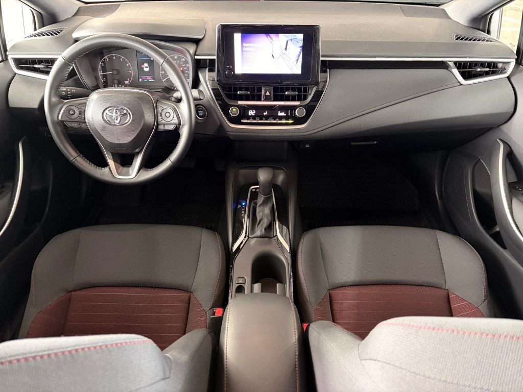 2025 Toyota COROLLA SE