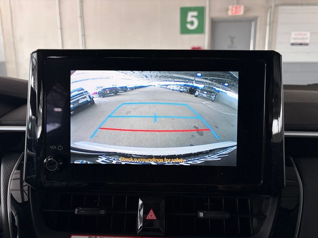 2025 Toyota COROLLA SE