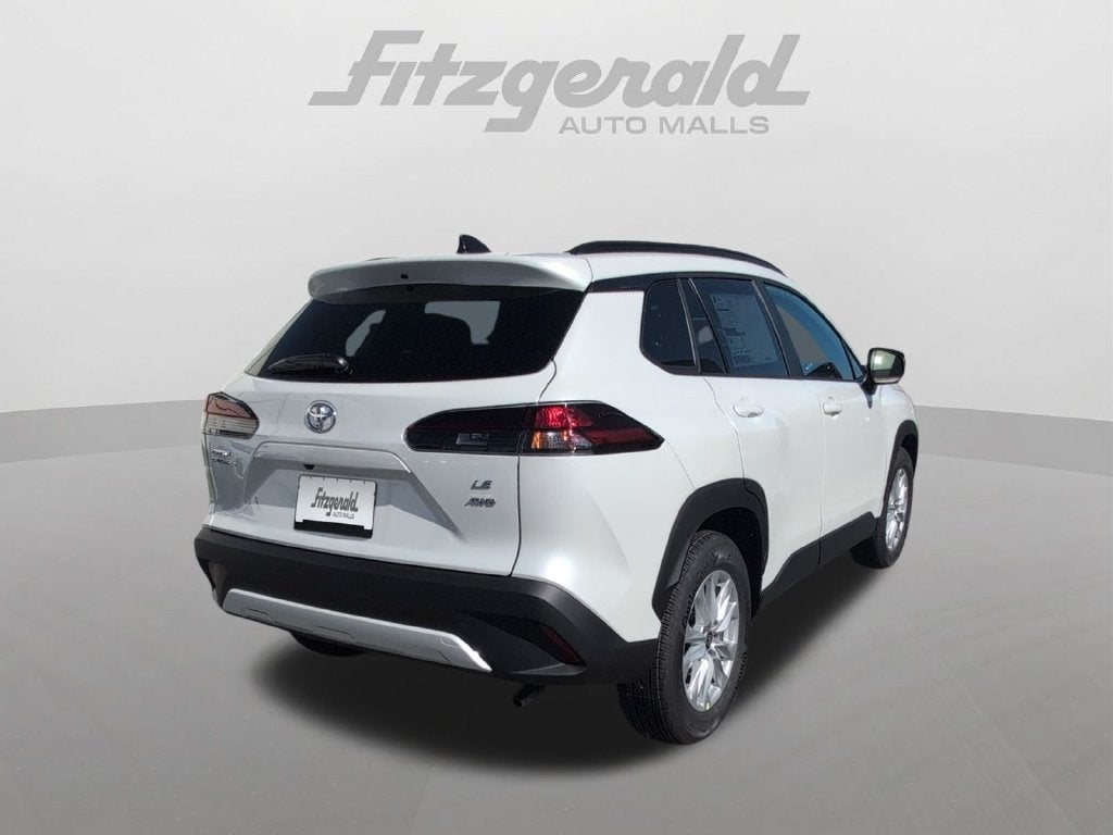 2026 Toyota Corolla Cross LE
