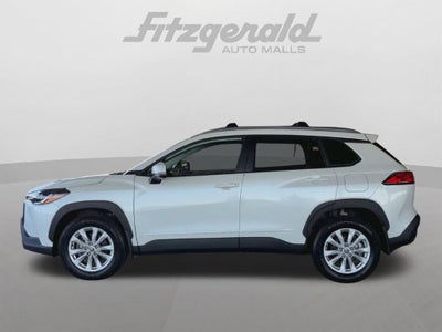 2024 Toyota Corolla Cross LE