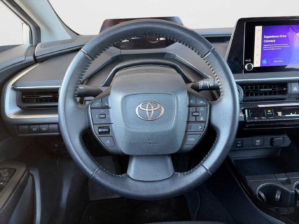 2025 Toyota Prius LE