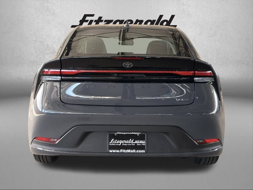 2025 Toyota PRIUS LE