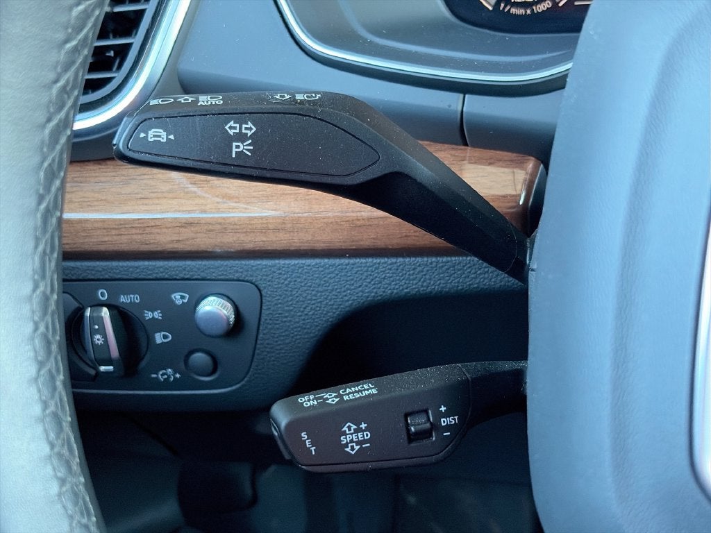 2022 Audi Q5 45 S line Prestige quattro