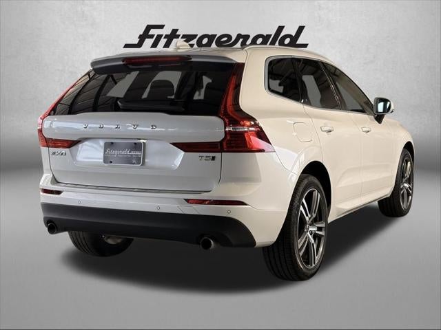 2021 Volvo XC60 T5 Momentum