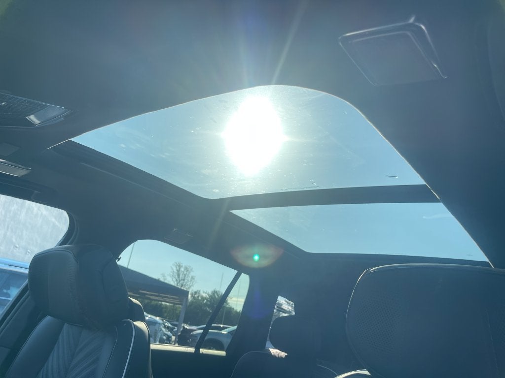2026 Cadillac VISTIQ Platinum