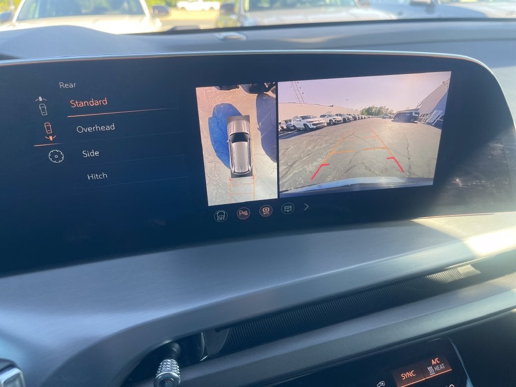 2026 Cadillac VISTIQ Platinum