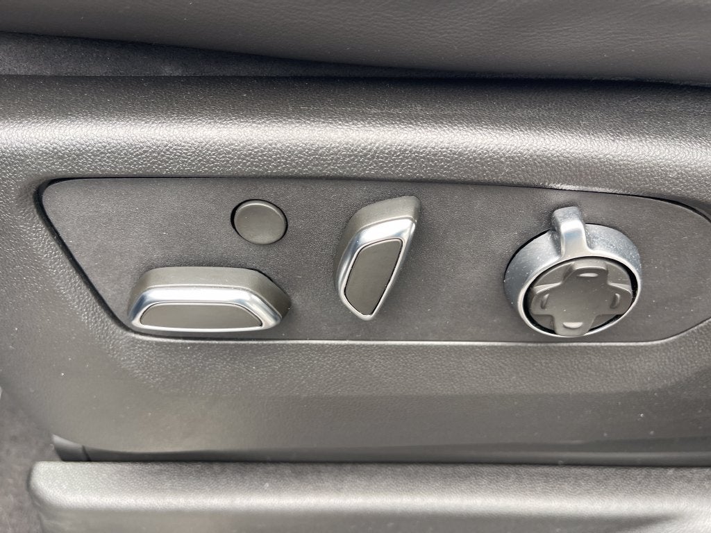 2024 Cadillac Escalade ESV Sport Platinum