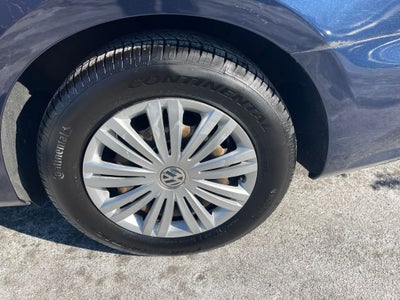 2015 Volkswagen Passat 1.8T S