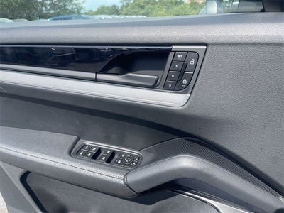 2024 Porsche Cayenne Base