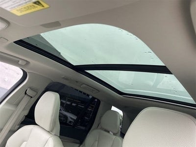 2023 Volvo XC90 Recharge Plug-In Hybrid T8 Plus Bright Theme 7 Passenger