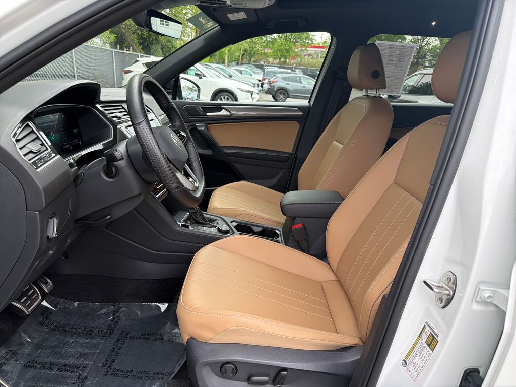 2024 Volkswagen Tiguan 2.0T SE R-Line Black