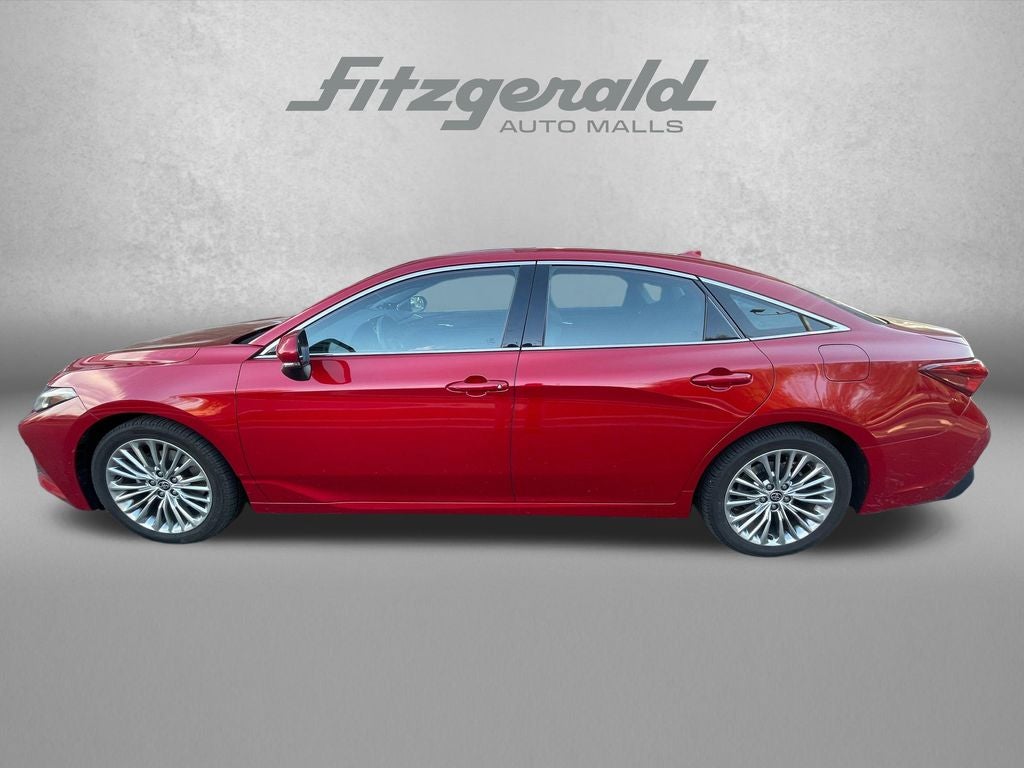 2022 Toyota Avalon Hybrid Limited