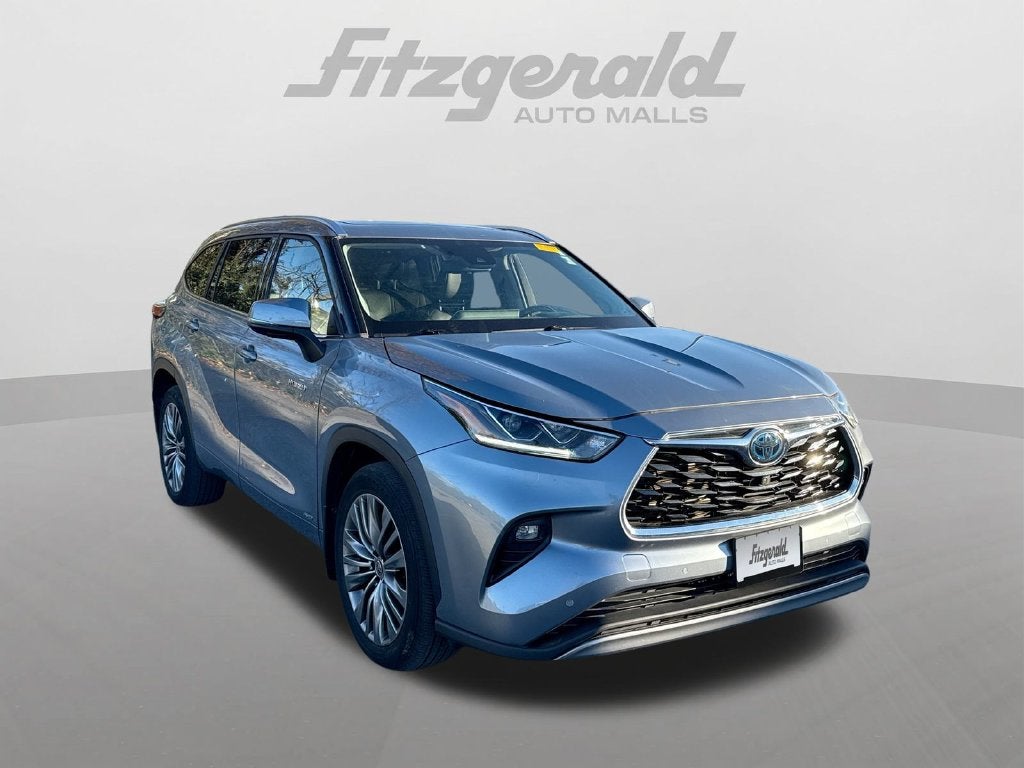 2021 Toyota Highlander Hybrid Platinum